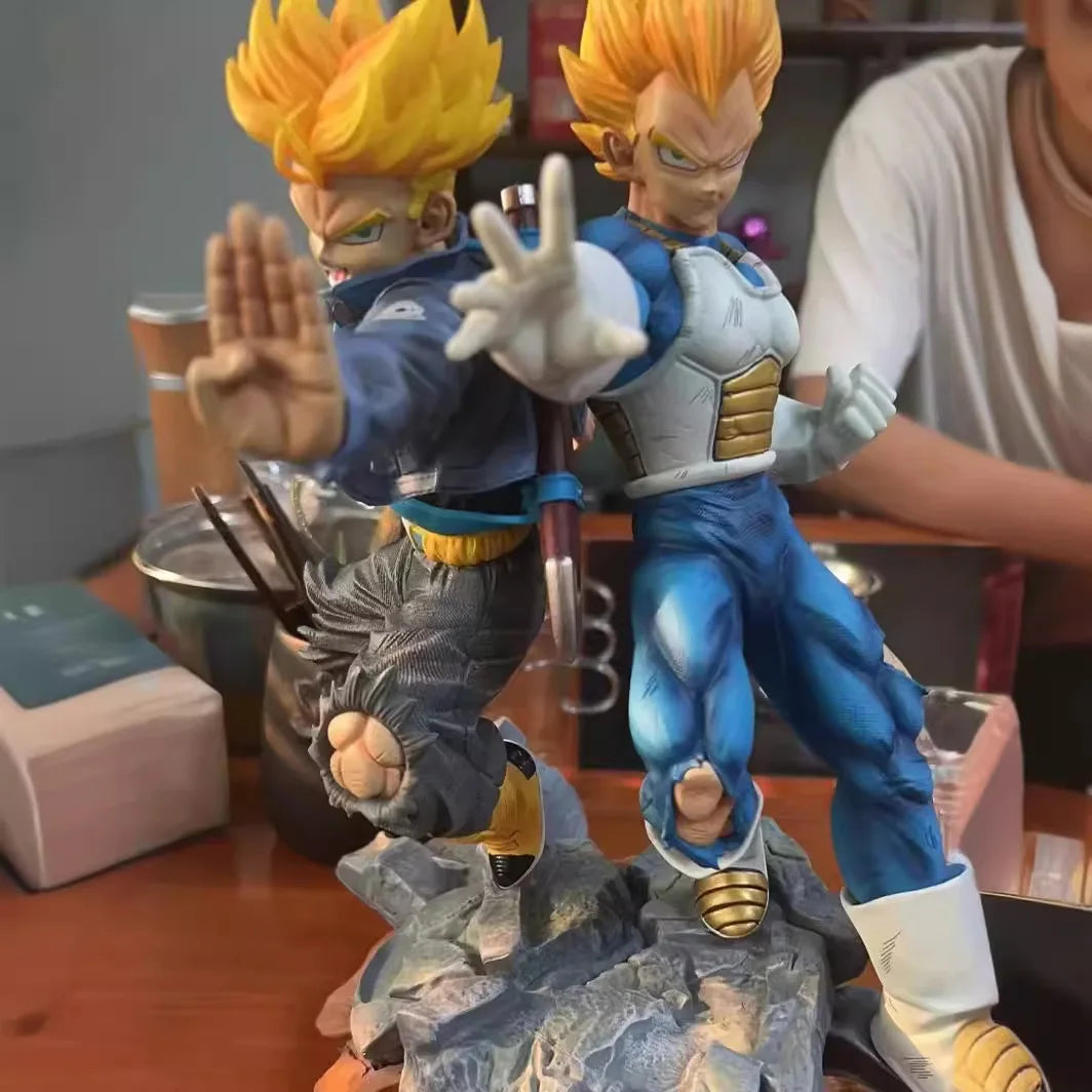 Figurine Dragon Ball - Vegeta contre Trunks