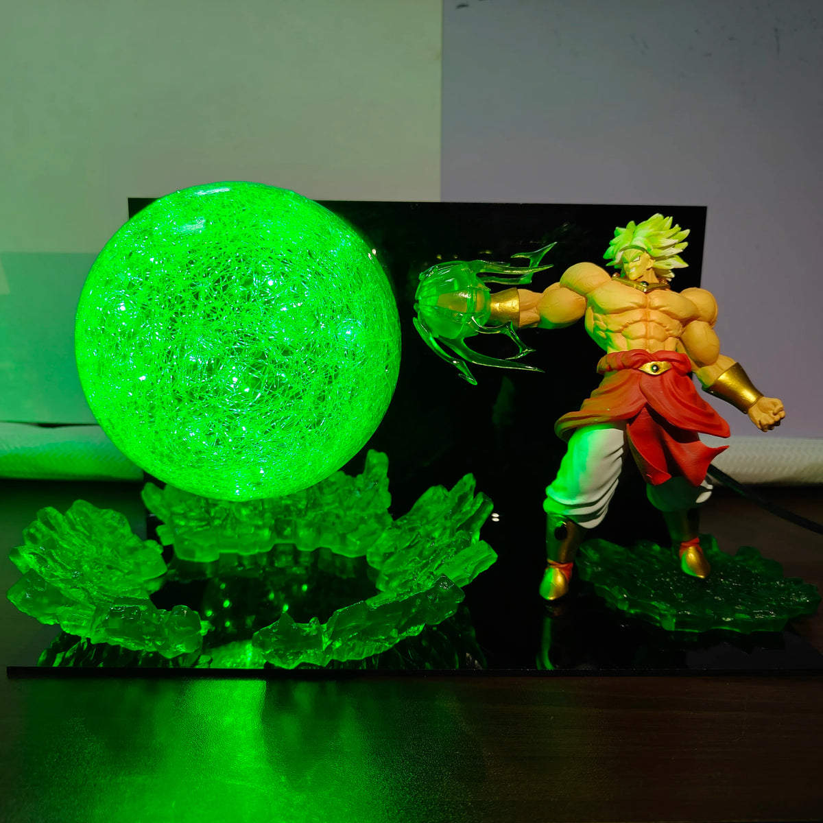 Lampe Dragon Ball - Broly Super Saiyan
